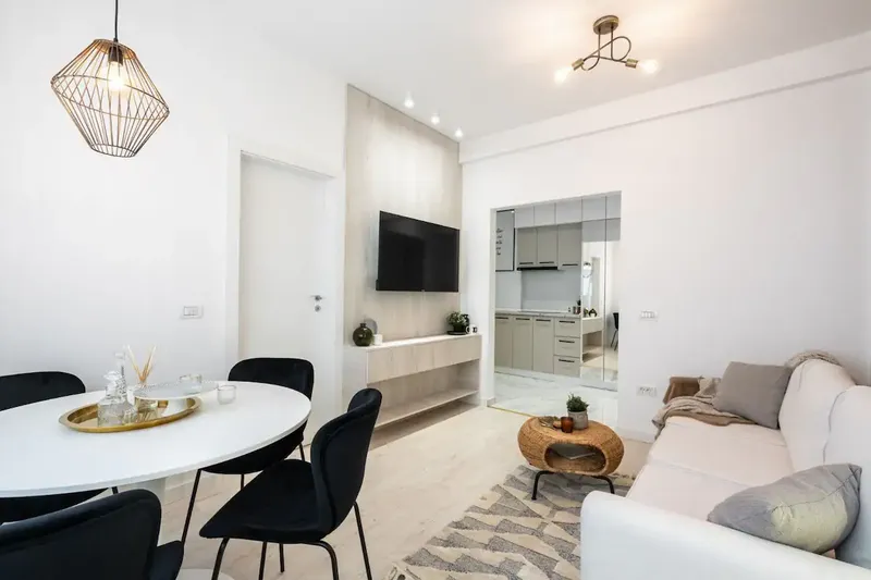 2-Zimmer-Wohnung in der Fehrbelliner Straße — photo 1